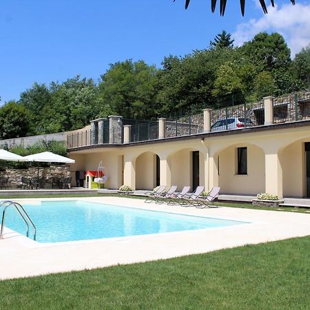 Oleandro 2 Apartment In Villa Cerutti ميرجوزو المظهر الخارجي الصورة
