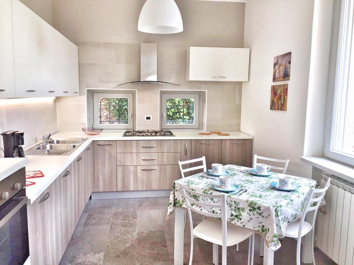 Oleandro 2 Apartment In Villa Cerutti ميرجوزو المظهر الخارجي الصورة